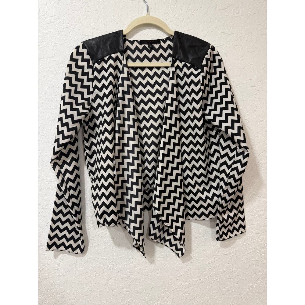 MCM Black & White Chevron Open-Front Blazer Size S — Faux Leather Shoulder